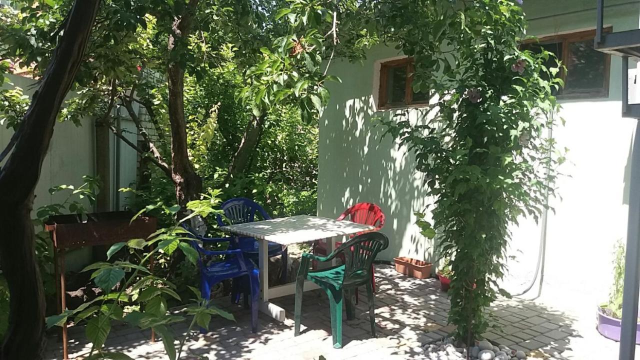 Dacha V Arkadii Hotel Odesa Exterior foto